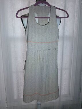 LUCY NWOT Slveless Scoop Neck Heathered Cream w/Orange Accents Athletic Dress XS